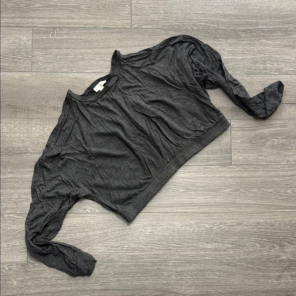 Colsie Gray Crop Long Sleeve Sweatshirt